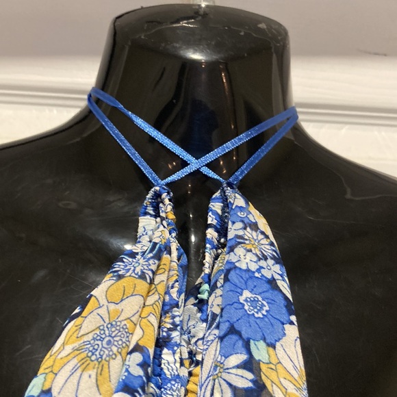 NWOT - ASTR THE LABEL January Floral-Print Flutter Sleeve Crop Top - Sz L - Picture 15 of 16